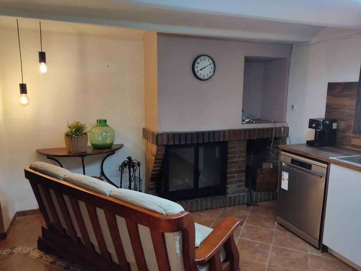 Casa Rural "Can Abres" Vilobi D'Onyar Girona Viloví de Oñar Exteriör bild